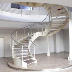 scala-elicoidale-pensiline-esterne-stabilimento-omag1_XL