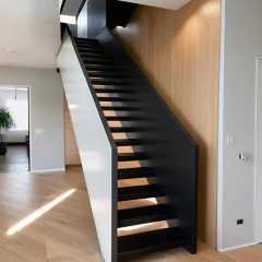 Scala su misura in corten per esterni